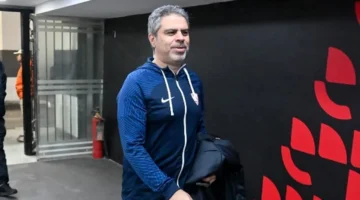 تحدي الغيابات.. معتمد جمال يكشف خطة الزمالك لحسم التأهل أمام كايزر تشيفز